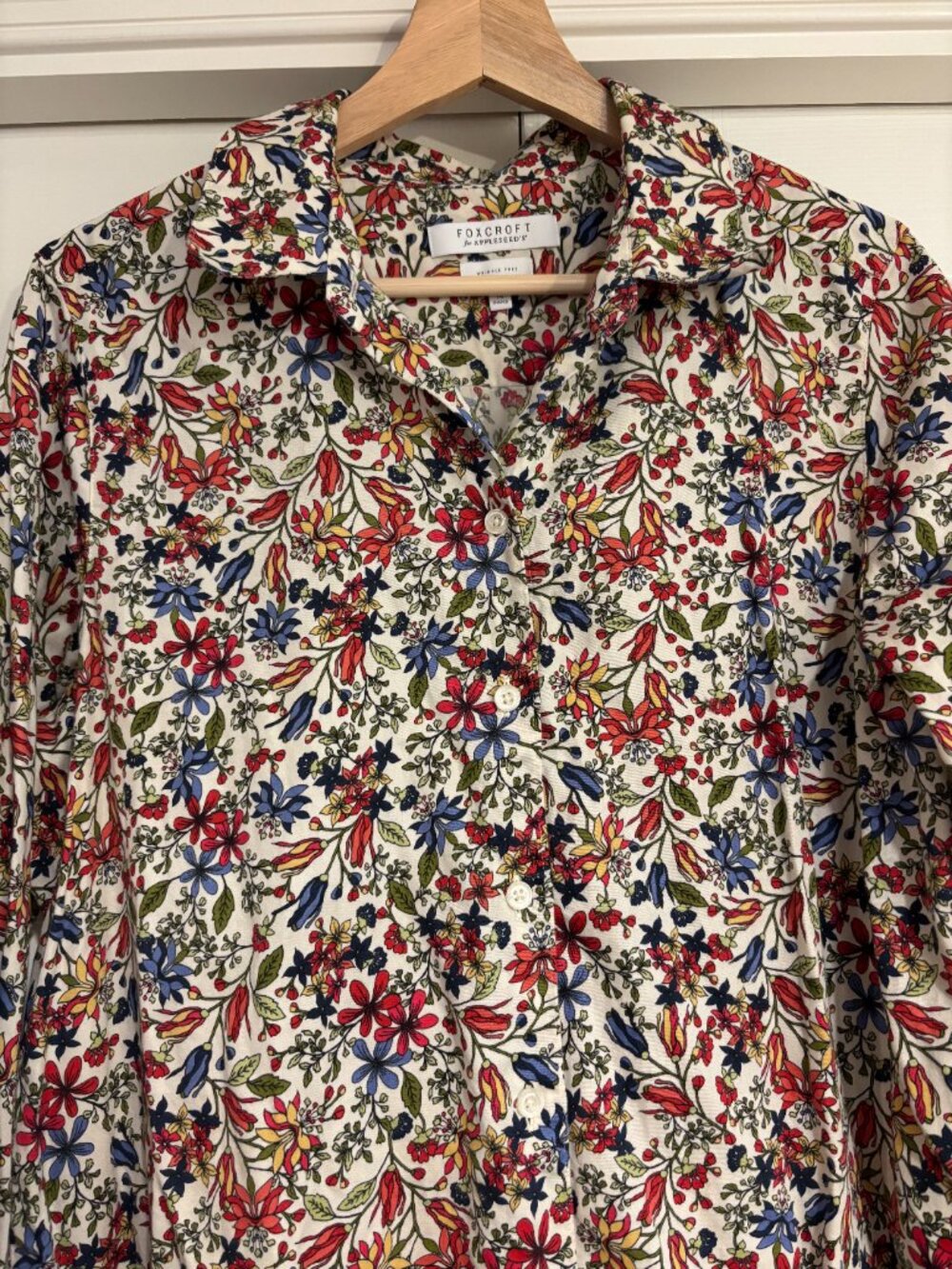 Foxcroft for Appleseeds Wrinkle Free Shaped Button Down Collar Shirt Floral 14 - Picture 2 of 5